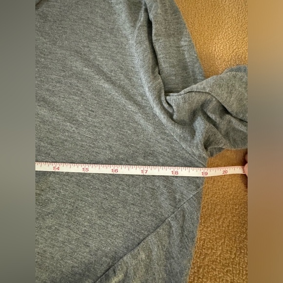 Babaton Gray front tie knot long sleeves - Picture 8 of 9